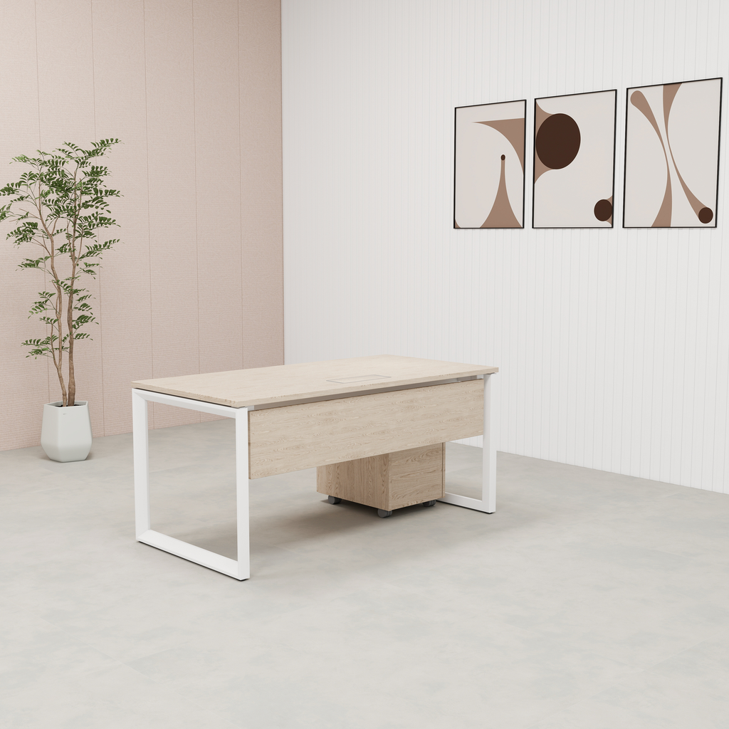 Opera straight desk