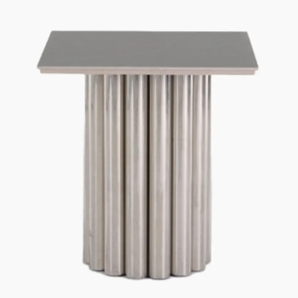 Pantry-Square table